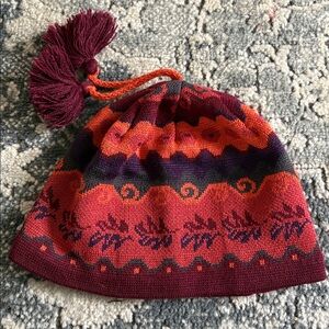 Isis Women's Red/Purple knit Beanie merino wool